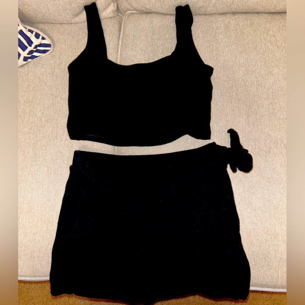 2 Piece Black Set